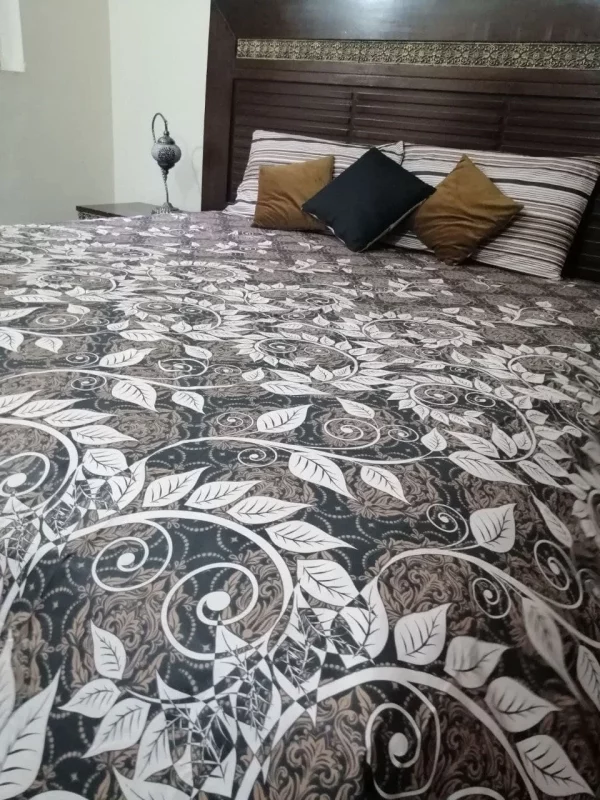 black flowered luxurious king size bed sheets